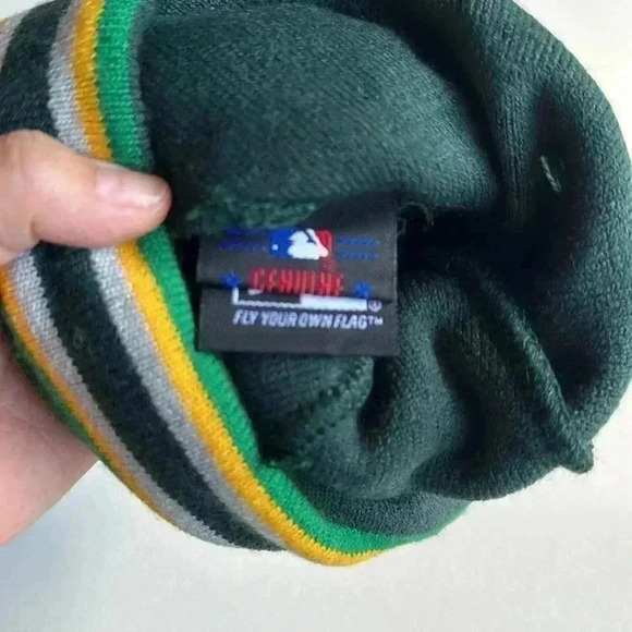 New era - Picture 2 of 2